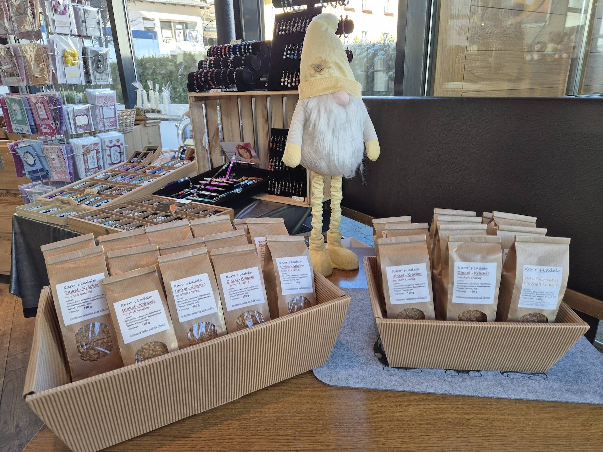 Karo's Ladele + Cafè