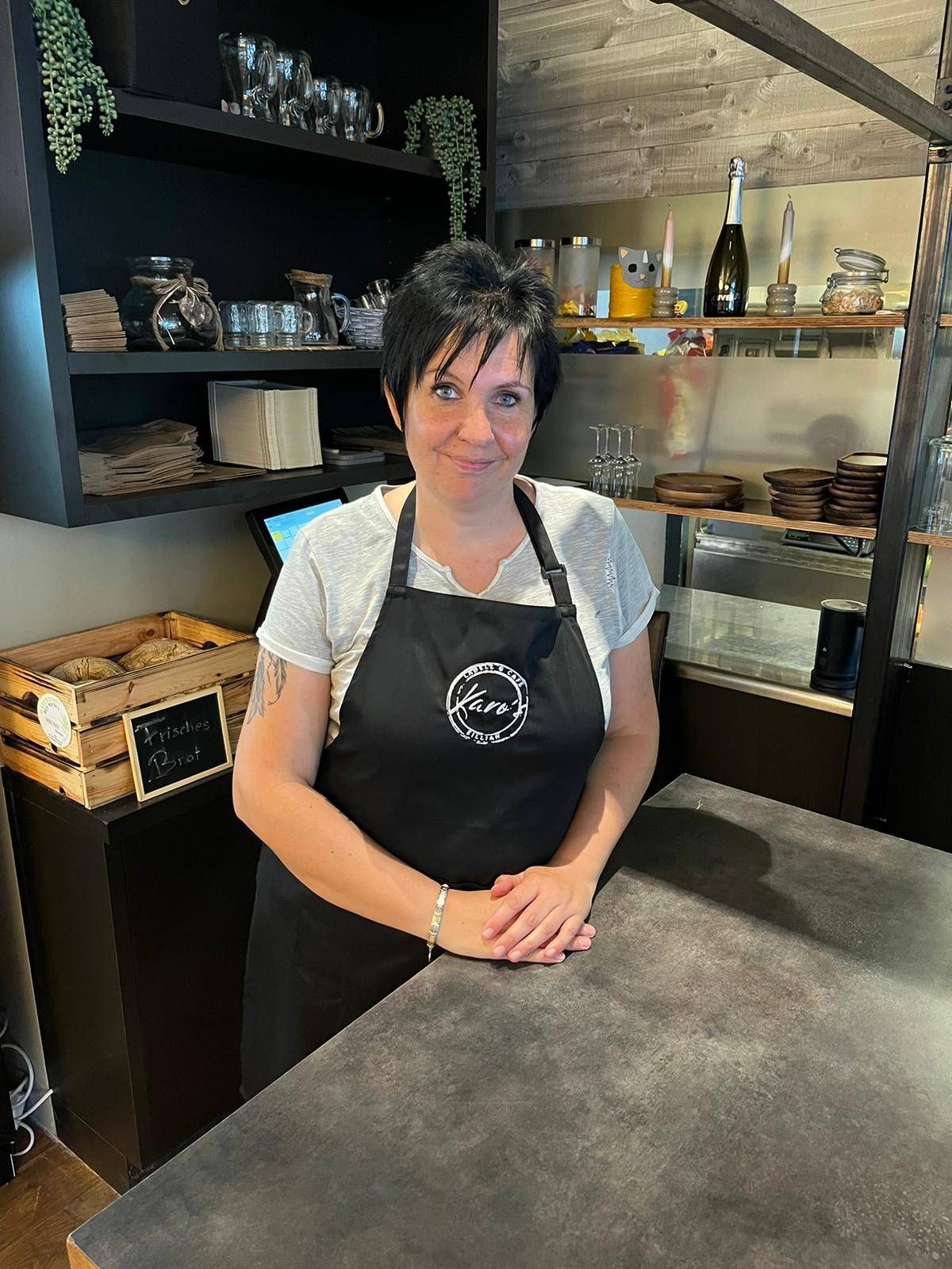 Karo's Ladele + Cafè